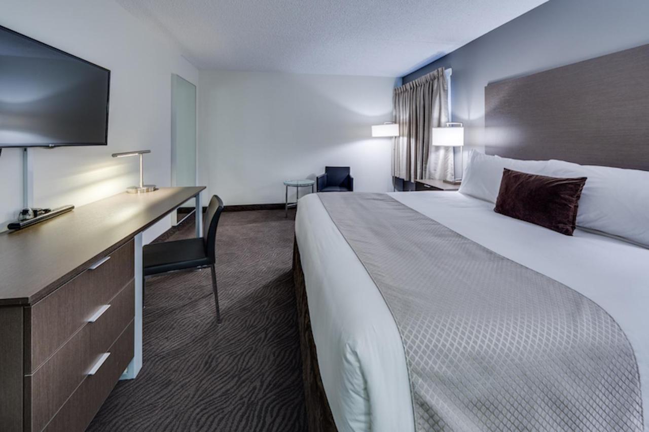 Heritage Inn Hotel & Convention Centre - Brooks Bagian luar foto